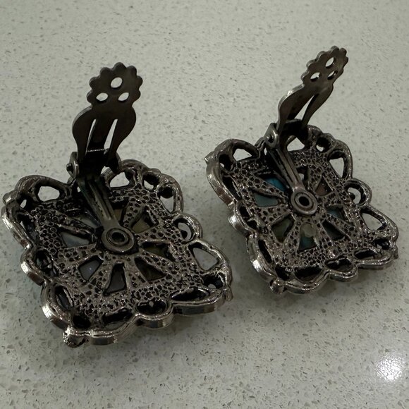 Artisan Glass Stone Clip On Earrings - Picture 6 of 8